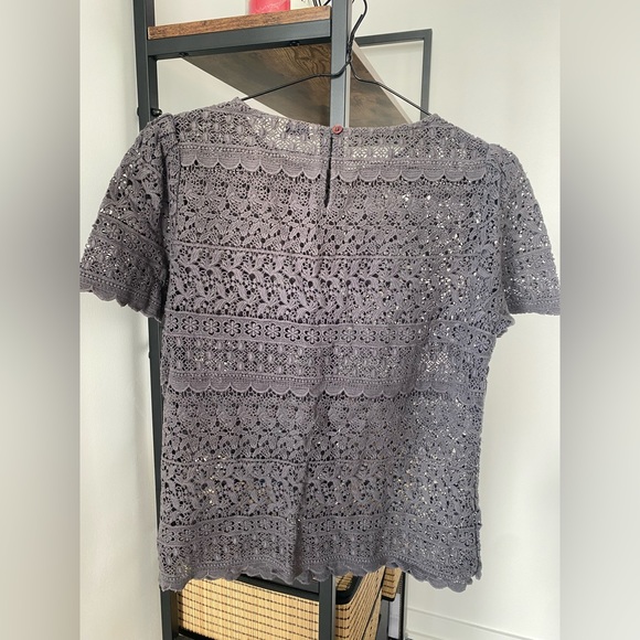 Jack Wills lace top in grey colour. Size: 8 (US) - Picture 2 of 6